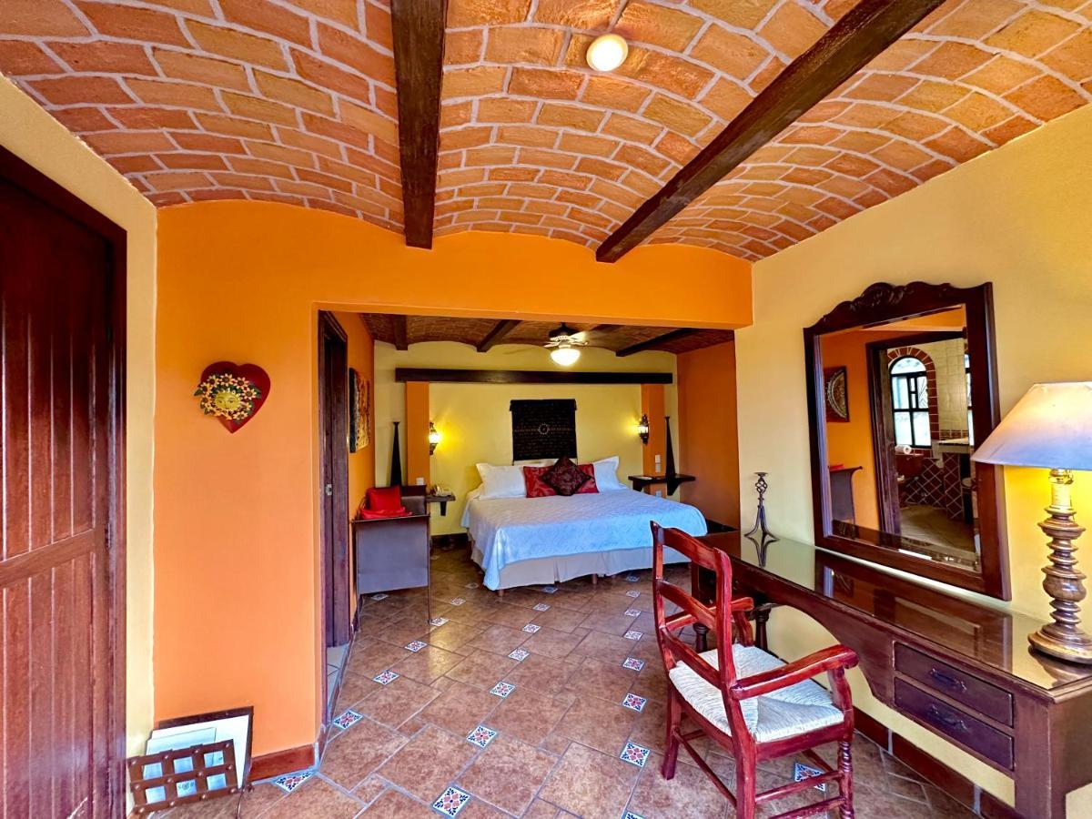 La Villa Del Ensueno Boutique Hotel Tlaquepaque Luaran gambar